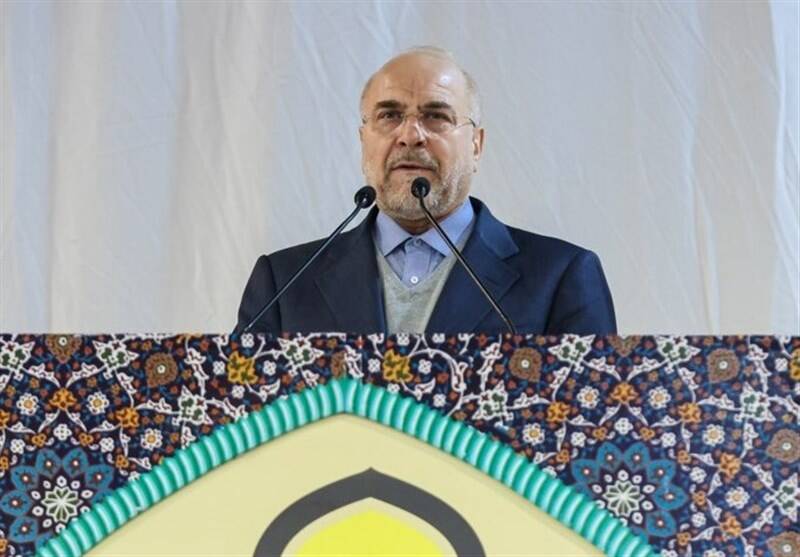 ايران،ملت،آبان،استقلال،آمريكا،قاليباف،استكبار،شعار،اشاره،سلط ...