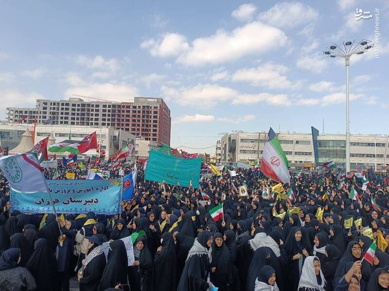 عکس / راهپیمایی مردم مشهد علیه زورگوهای جهان