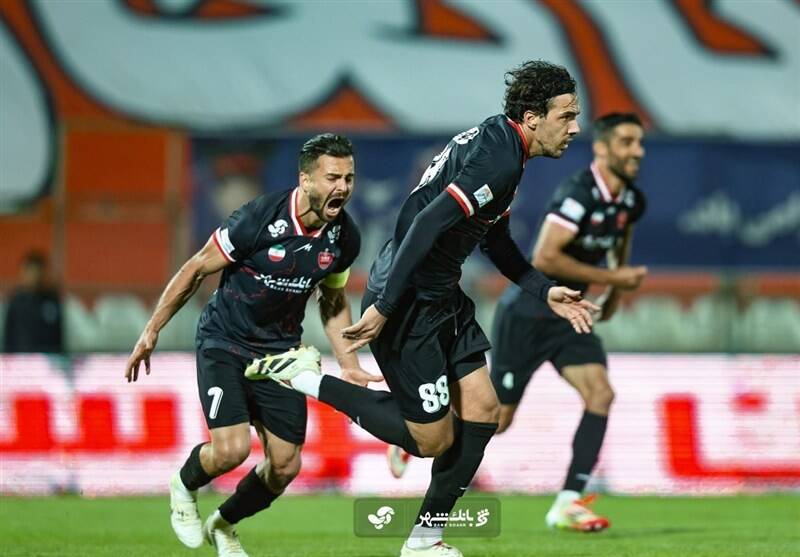 پرسپوليس،بازيكنان،تراكتور،گل،تيم،ضربه،تساوي،يوسفي،مدافعان،خط ...