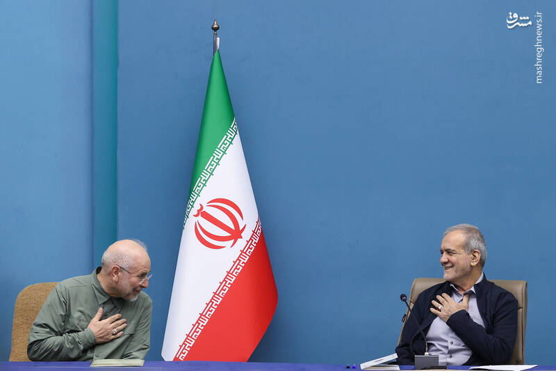 عکس / نشست پزشکیان و قالیباف با استانداران مرزی کشور