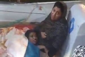 ماجرای انتقال مادر و دختر بیمار هرمزی به بندرعباس با قایق چه بود؟