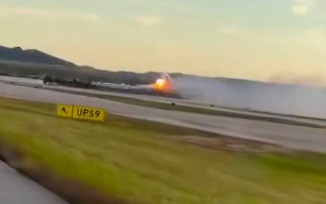 فیلم/ سقوط هواپیمای باری در شهر لویویل آمریکا