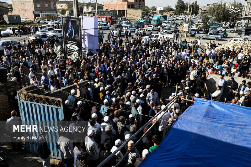 عکس / تشییع پیکر زنده‌یاد "صابر کاظمی" در آق قلا 29