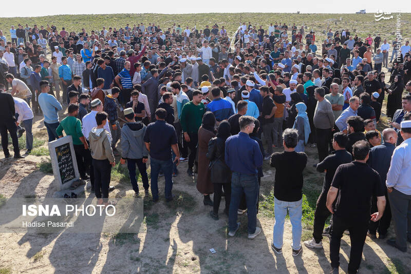 عکس / تشییع پیکر زنده‌یاد "صابر کاظمی" در آق قلا 31