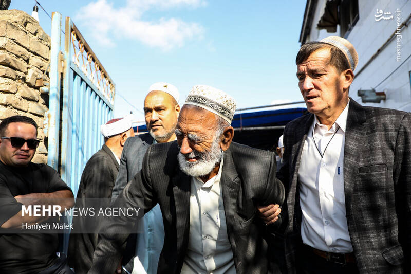 عکس / تشییع پیکر زنده‌یاد "صابر کاظمی" در آق قلا 21