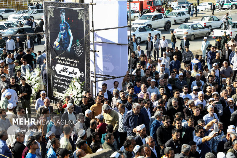 عکس / تشییع پیکر زنده‌یاد "صابر کاظمی" در آق قلا 9