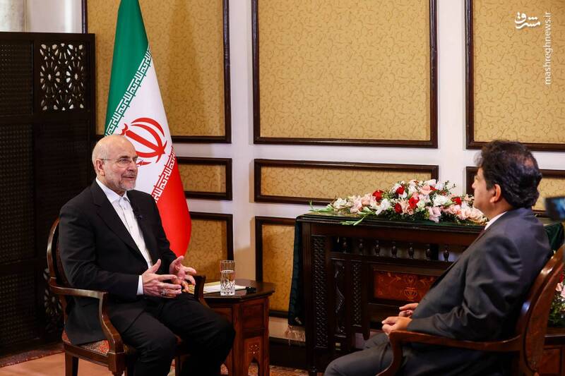 عکس/ مصاحبه روزنامهنگار سرشناس پاکستانی با قالیباف در اسلامآباد