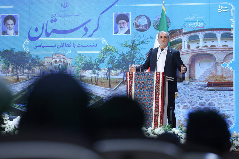 نشست با فعالان سیاسی کردستان