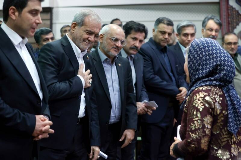 فیلم/ مدرسه‌سازی که اشک پزشکیان را درآورد