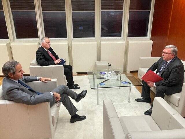 اوليانوف،ديدار،وين،اتمي،آژانس