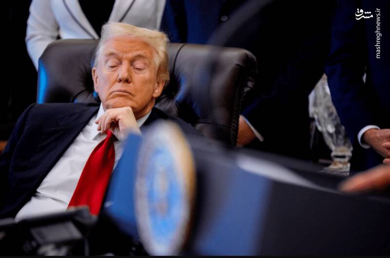 ترامپ هم مثل بایدن خوابالو شد+ عکس