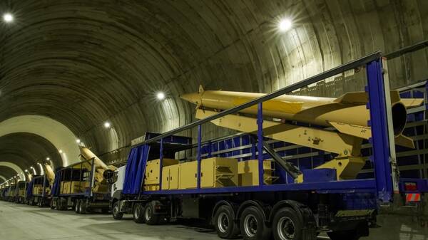 موشكي،شهرهاي،كيلومتر،سپاه،برد،ايران،زيرزميني،دشمن،توان،رونما ...