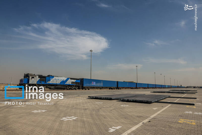 عکس/ ورود اولین قطار باری برنامهریزی شده از روسیه به آپرین