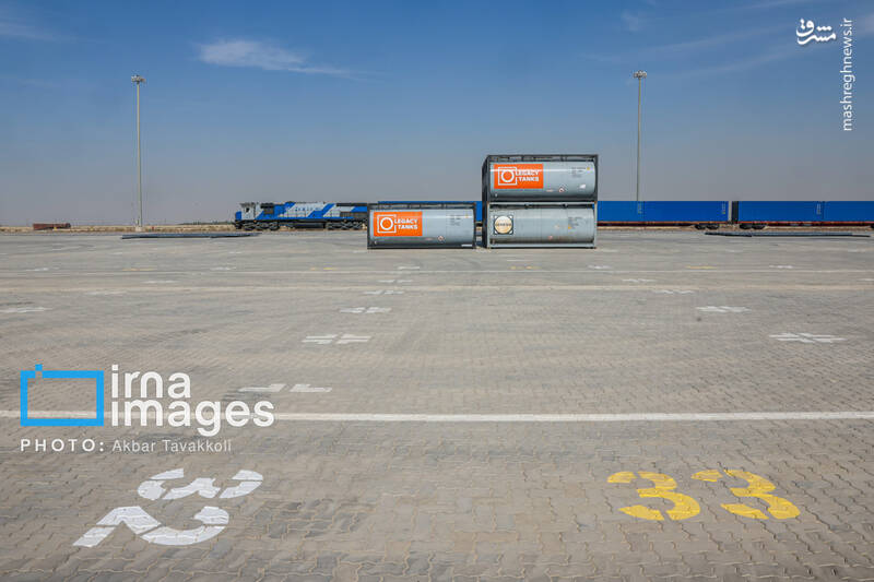 عکس/ ورود اولین قطار باری برنامهریزی شده از روسیه به آپرین