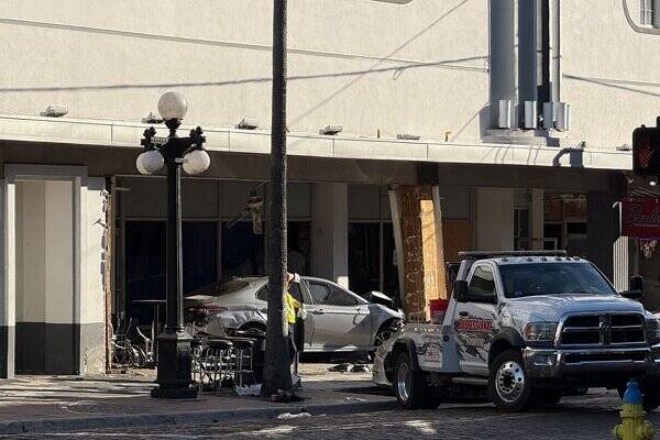 پليس،خيابان،حادثه،خودرو