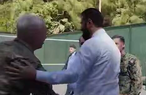 همراه،آمريكا