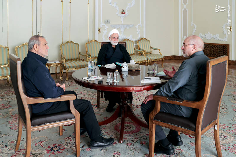 عکس / جلسه سران قوا 6