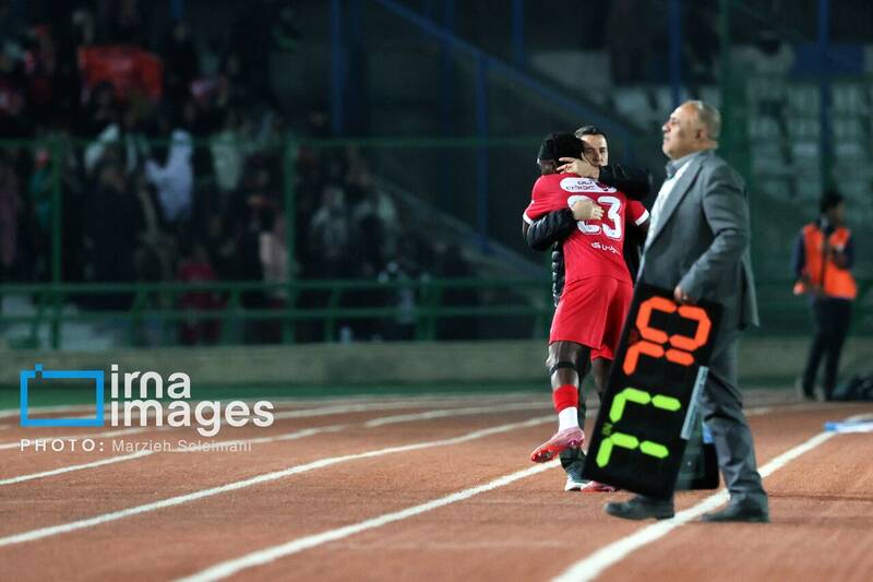 پرسپوليس،بازي،نمايش،سرمربي،قرمزها،ترابي،حواشي،هاشميان،نيمكت، ...