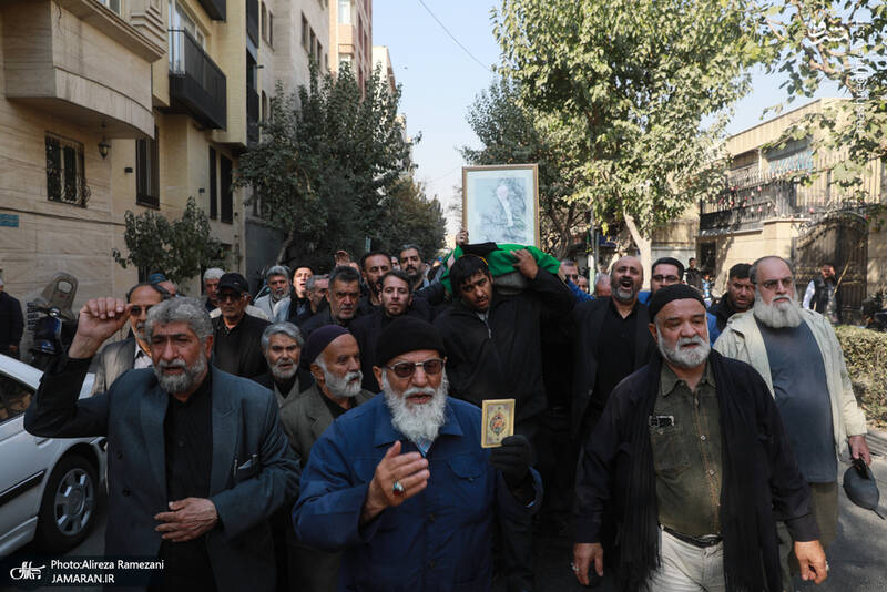 عکس / مراسم تشییع پیرغلام اهل بیت (ع) سید محمد موسوی سجاسی 39
