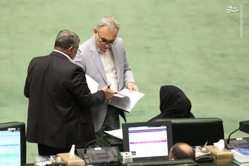 عکس / نشست علنی یکشنبه 18 آبان 1404 مجلس 30