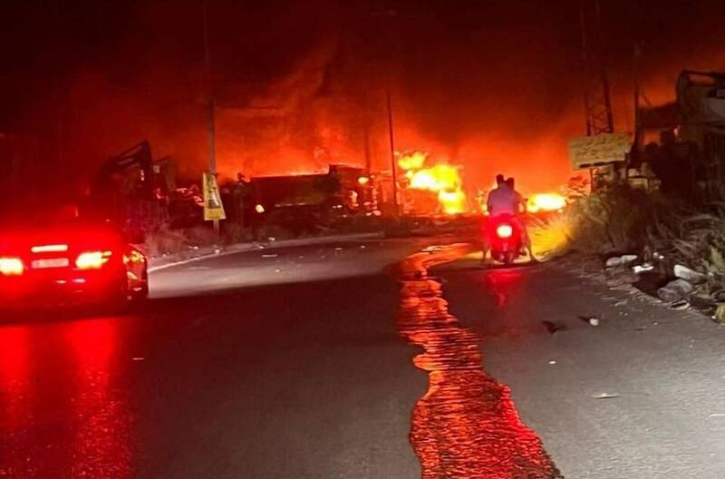 هدف قرار گرفتن یک خودرو در جنوب لبنان 