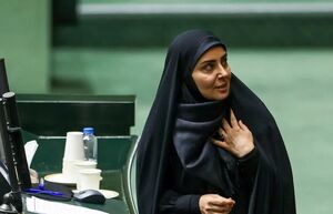 فیلم / فرزانه صادق: مهمترین چالش وزارت راه کمبود منابع مالی است