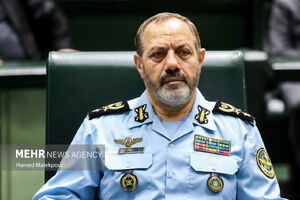 وزیر دفاع: تولیدات دفاعی کشور اکنون بالاتر از سطح جنگ 12 روزه است