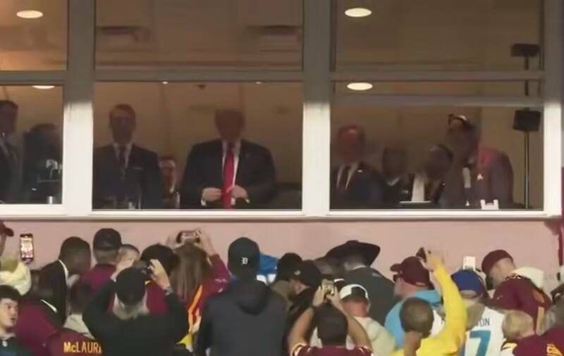 فیلم/ هو شدن ترامپ در ورزشگاه مریلند