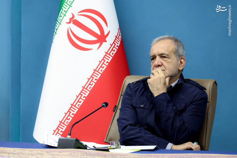 عکس / حضور رئیس‌جمهور در شورای عالی نوجوانان و جوانان 10