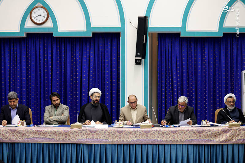 عکس / حضور رئیس‌جمهور در شورای عالی نوجوانان و جوانان 13