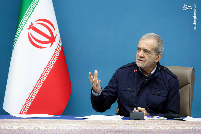 عکس / حضور رئیس‌جمهور در شورای عالی نوجوانان و جوانان 14