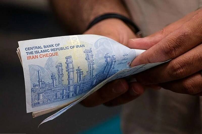 عيدي،كارگران،كارمندان،پرداخت،مبلغ،دولت،محاسبه،قانون،مزد