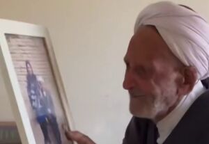 فیلم/ پدربزرگ نیشابوری در ۹۰ سالگی به آرزوی دیرینه‌اش رسید