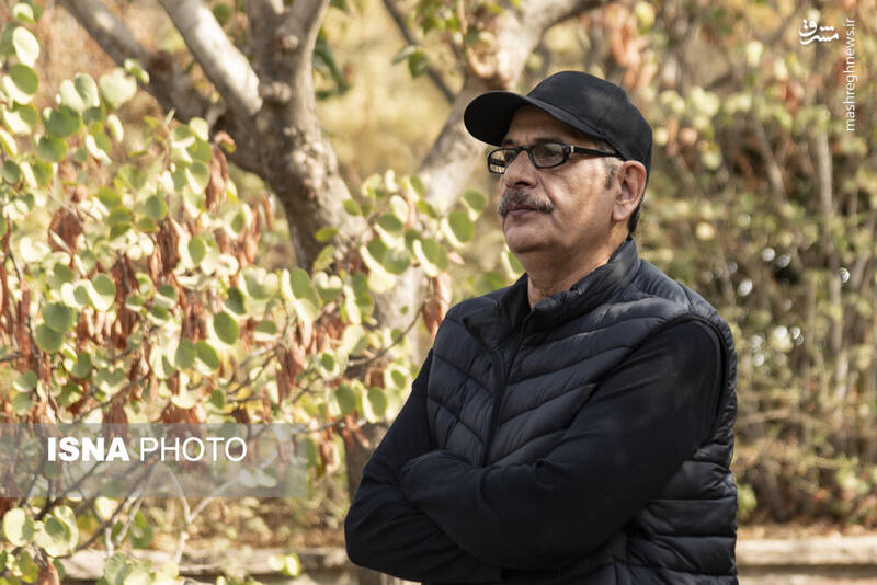 عکس / حضور چهره‌ها در تشییع پیکر "همایون ارشادی" 28