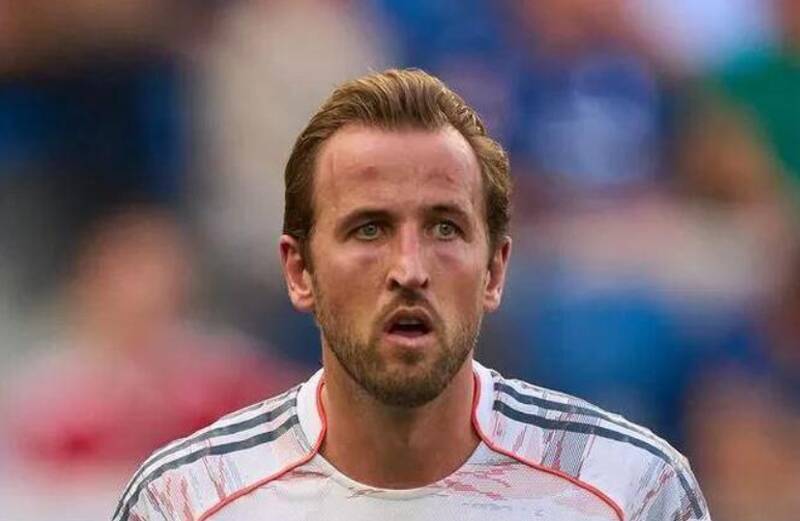 بارسلونا،جانشيني،كين،مونيخ