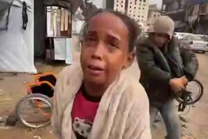 فیلم/ گریه دردناک کودک فلسطینی در باران و سرمای غزه