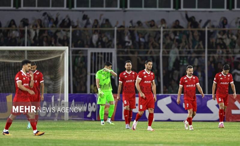 پرسپوليس،تيم،عمري،ملي،بازي،تراكتور،غيبت،تمرينات،ضربه،فصل،شرا ...