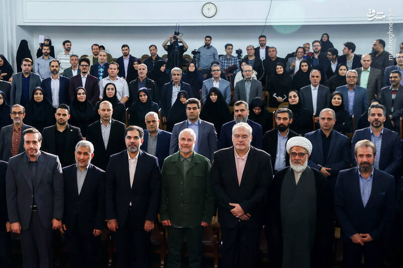 عکس / حضور قالیباف در گرامیداشت روز کتاب 7