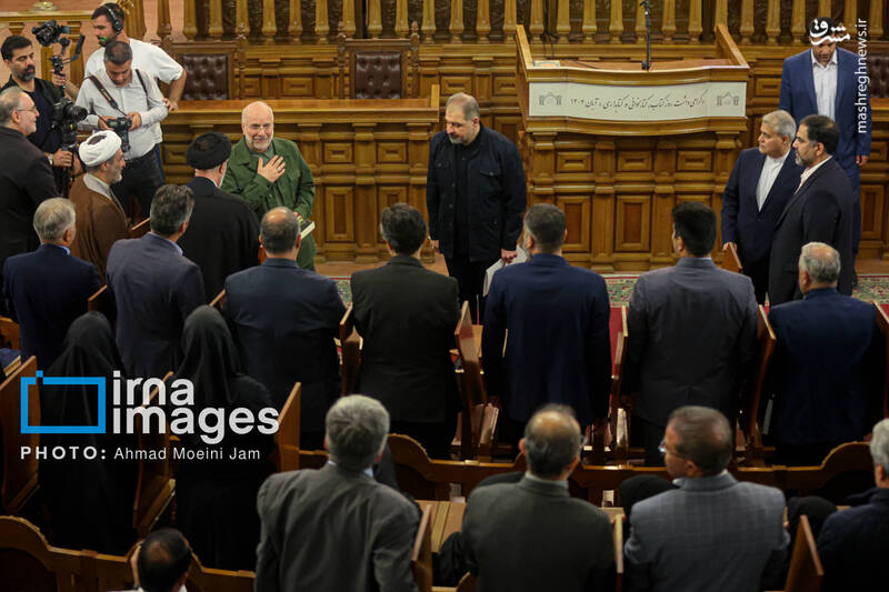 عکس / حضور قالیباف در گرامیداشت روز کتاب 3