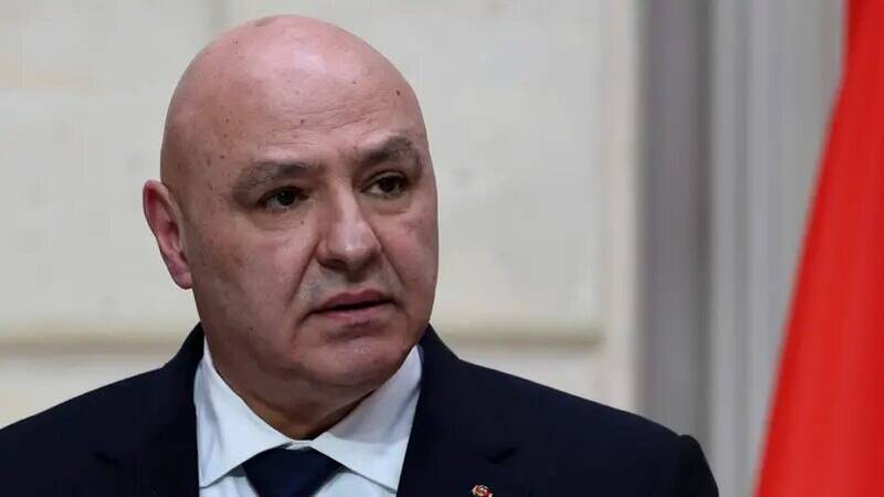 لبنان،ديوار،عون،ژوزف،آبي