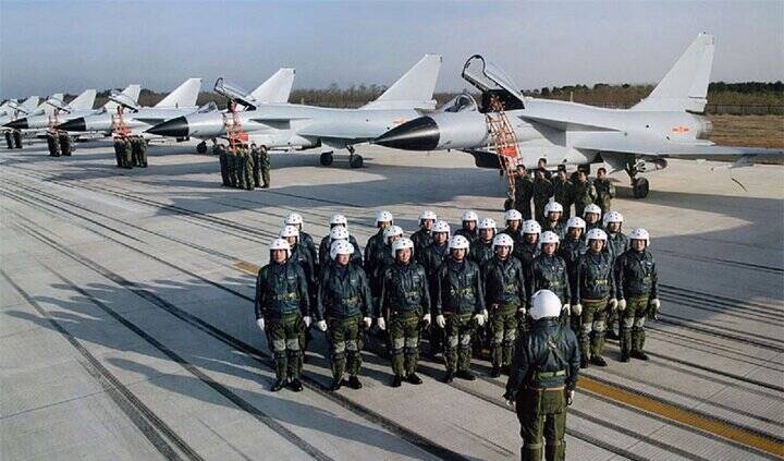 جنگنده J-۱۰ ؛ نماد اقتدار هوایی پکن و گزینهای استراتژیک برای ایران