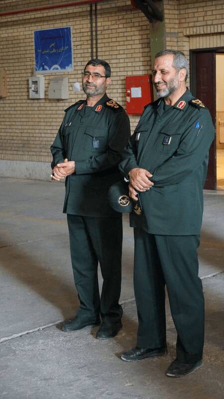 شخصیت ناشناس دیوارنگاره میدان ولیعصر را بشناسید+ عکس