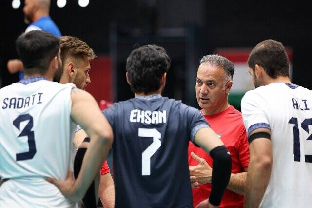 کسانی که سر سفره والیبال هستند به بقیه خط ندهند!/ سال قبل هم می‌توانستم کنار پیاتزا باشم