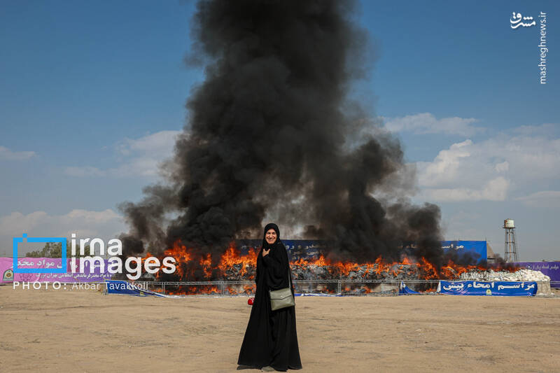 عکس/ امحای ۲۰ تن مواد مخدر در پایتخت