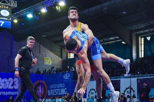 ليگ،فرنگي،حضور،تيم،آزاد،ميلياردي،كشتي،جهاني،رشته،مالي،جهان،ايران