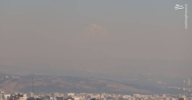 عکس/ دماوند در آلودگی هوای تهران گم شد!