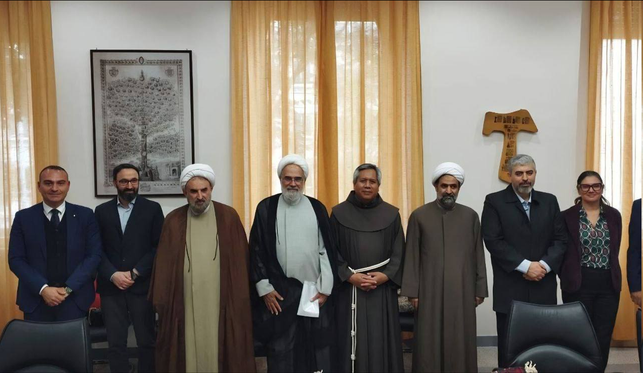 اسلام و مسیحیت دو دین آسمانی و پلی میان ملتها