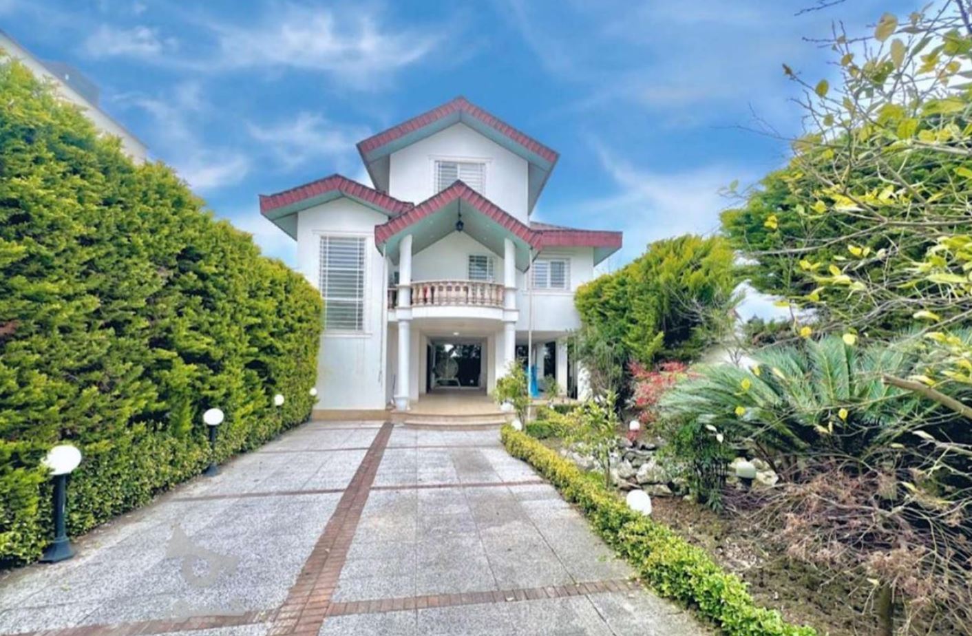 کجا بمانیم؟ راهنمای انتخاب اقامت از دل طبیعت تا اقامتگاه‌های لوکس شمال