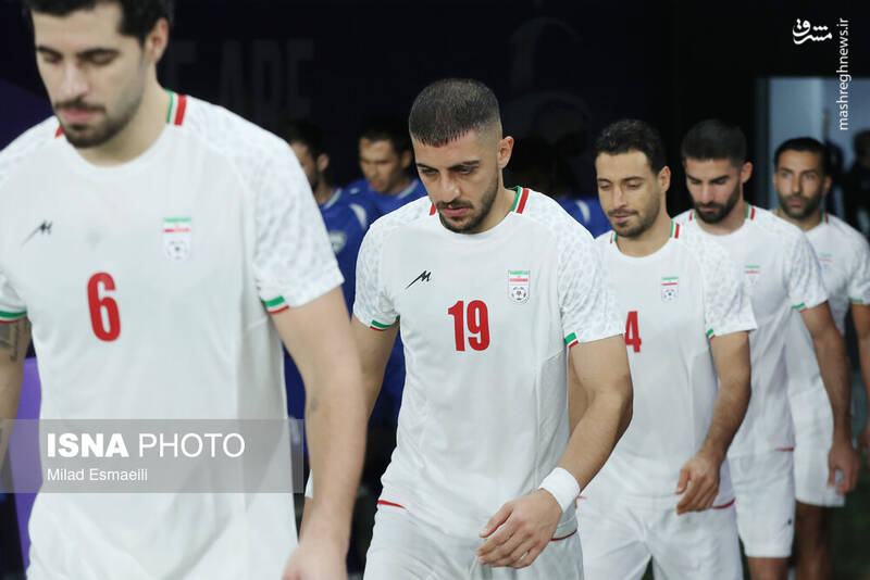 عکس / دیدار تیم‌های ملی فوتبال ایران و ازبکستان