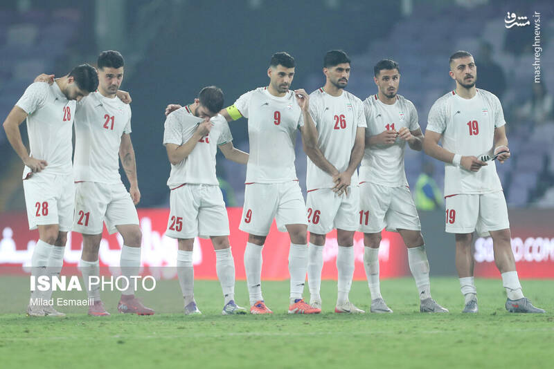 عکس / دیدار تیم‌های ملی فوتبال ایران و ازبکستان 11